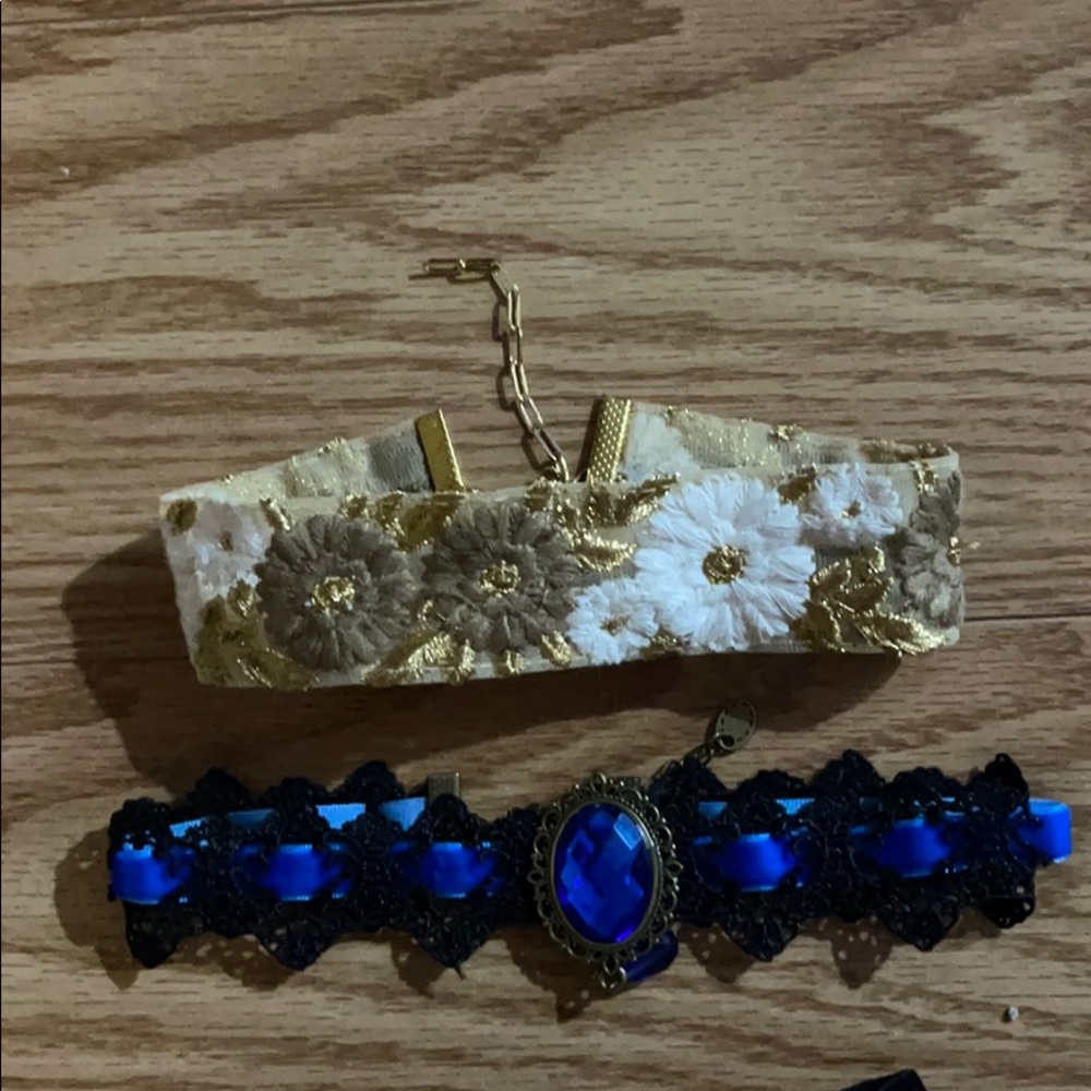 Set of 3 chokers